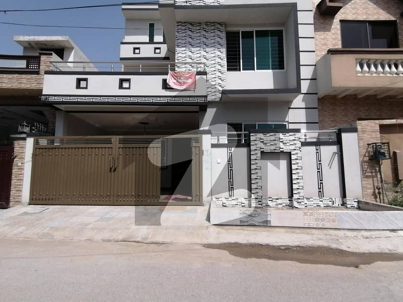 سوان گارڈن ۔ بلاک ایچ سوان گارڈن اسلام آباد میں 4 کمروں کا 7 مرلہ مکان 2.25 کروڑ میں برائے فروخت۔