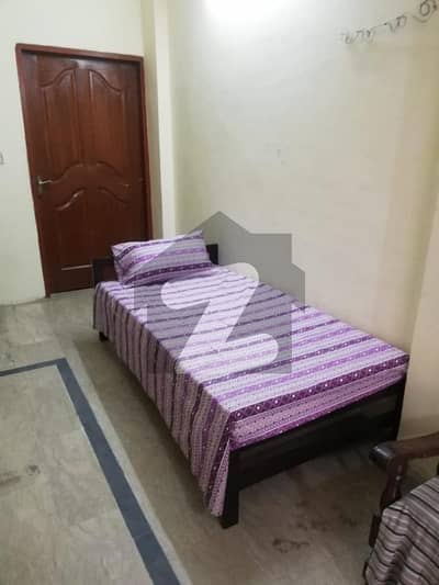 1125 Square Feet Lower Portion For Rent In Umt Society