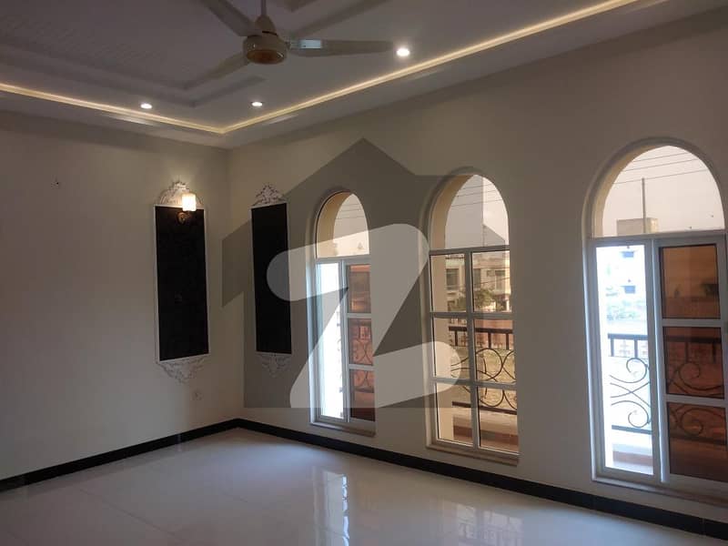 10 Marla House Is Available In Affordable Price In Dha Phase 8