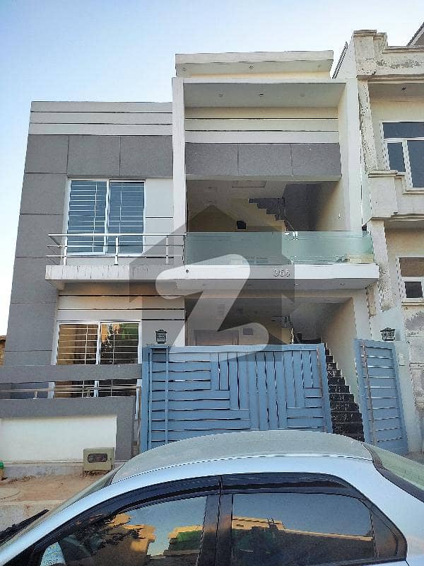 25x50 Beautiful House For Sale In G14-4