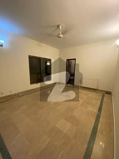 4 Bedrooms Apartment Available For Sale In Karakoram Enclave Near F-11/1 Islamabad