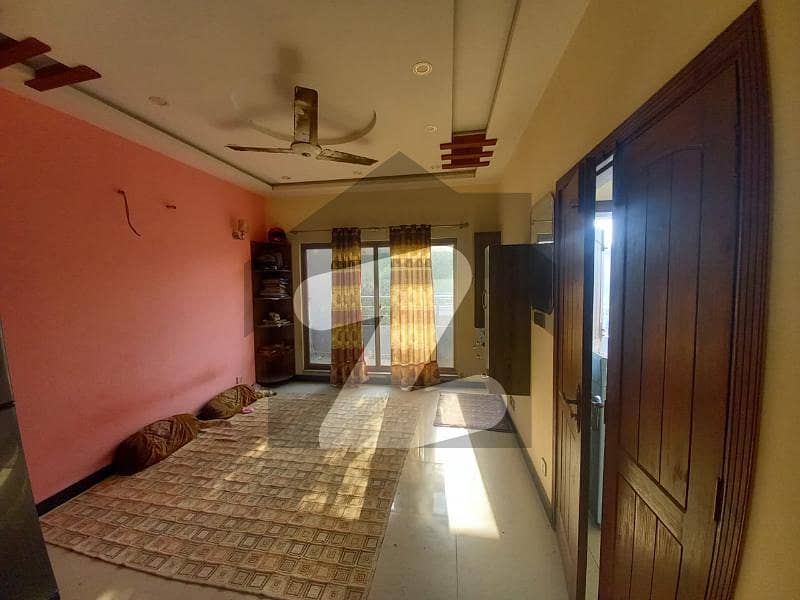 ڈی ایچ اے 11 رہبر فیز 1 ڈی ایچ اے 11 رہبر لاہور میں 4 کمروں کا 8 مرلہ مکان 2.5 کروڑ میں برائے فروخت۔