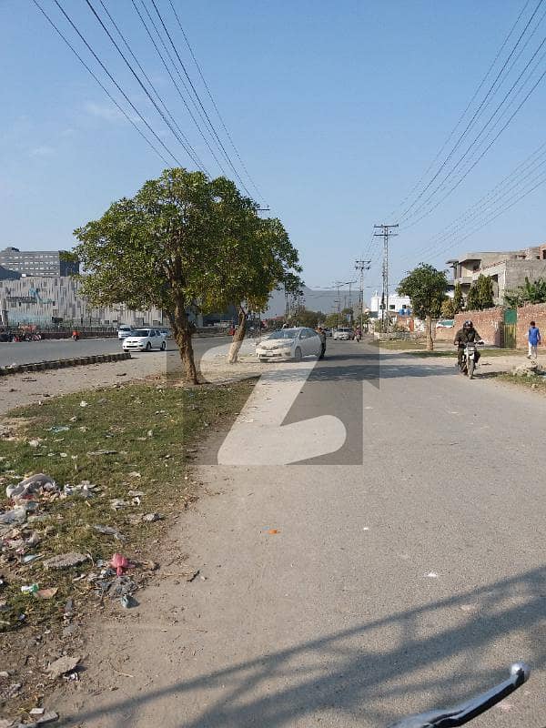 COMMERCIAL CORNER PLOT IS AVAILABLE FOR SALE IN MUSTAFA TOWN BLOCK AHMED YAR