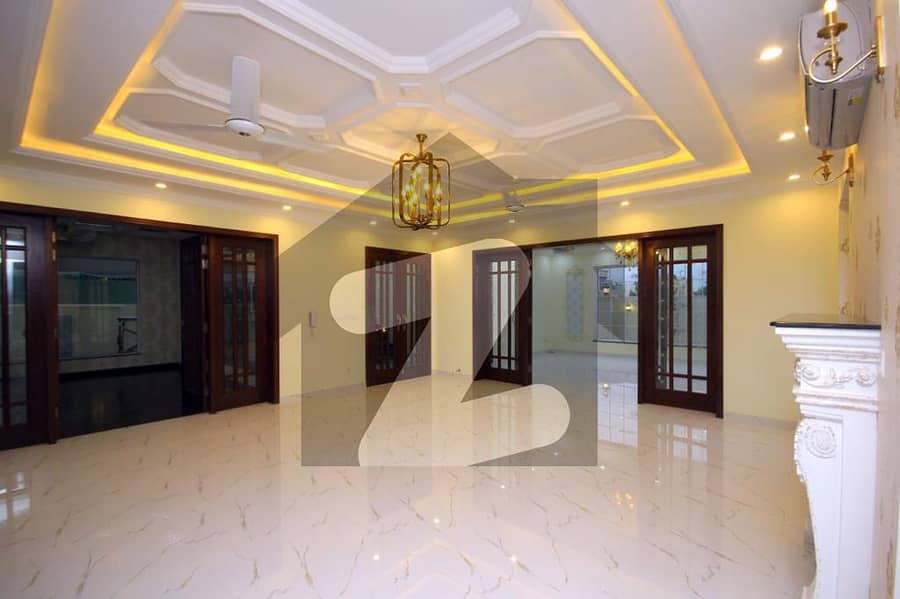 A 10 Marla House Located In Bahria Town - Block DD Is Available For rent