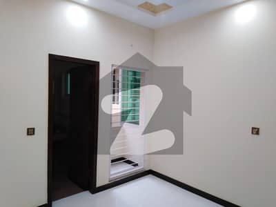 10 Marla House In Bahria Town - Talha Block For rent