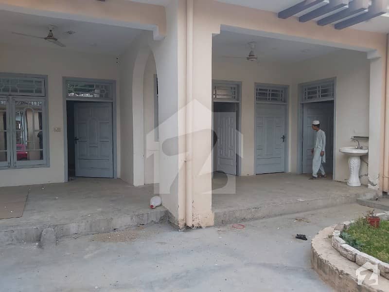Town House For Urgent Sale Mingora, Swat ID38425408