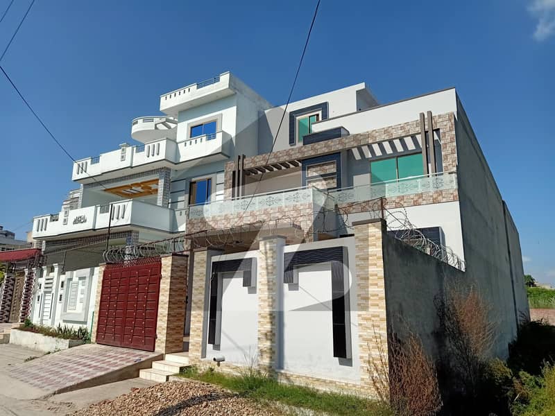 Spacious 10 Marla House Available For Sale In Shalimar Town