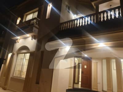 10 Marla Brand New First Entry Lower Portion For Rent In Dd Block With Gas Bahria Town Lahore