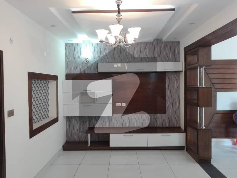 Investors Should Rent This Lower Portion Located Ideally In Bahria Town