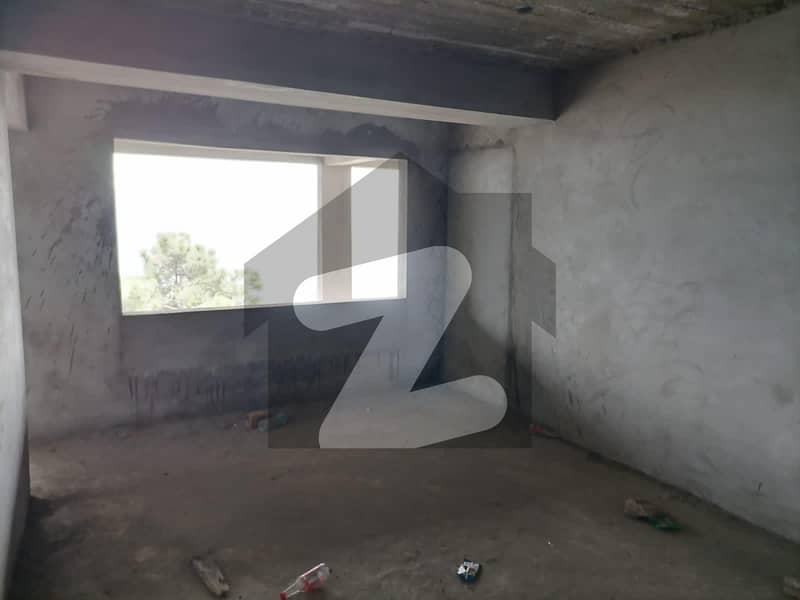 1000 Square Feet Flat In Murree Expressway For sale At Good Location