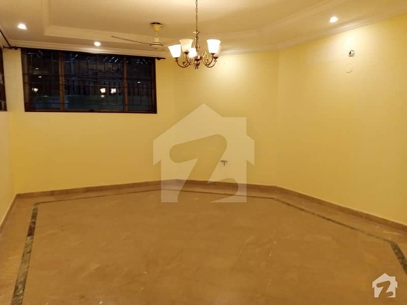 F-6 03 Bed Open Basement For Rent F-6 03 Bed Open Basement For Rent