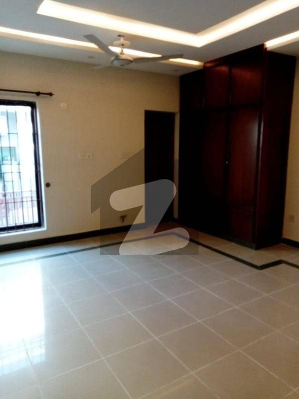 i-8 Tile Flooring Upper Portion Available For Rent ideal location