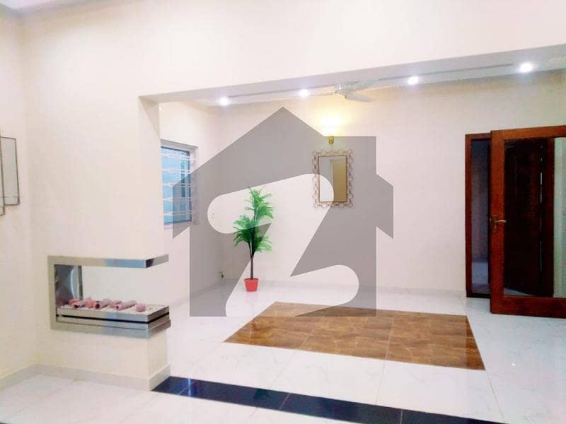 1 Kanal Upper Portion For Rent At Bahria Phase 8 With 2 Bedrooms