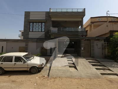 Prime Location Saadi Town - Block 4 House For sale Sized 400 Square Yards