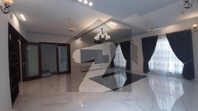 Get An Attractive House In Lahore