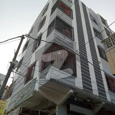 In Mehmoodabad Number 5 Flat For Sale Sized 900 Square Feet