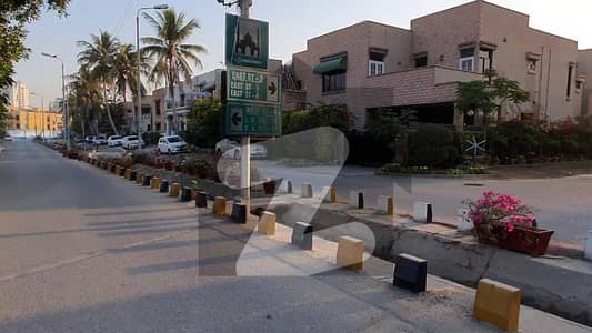 نیوی ہاؤسنگ سکیم زمزمہ زمزمہ کراچی میں 1.6 کنال رہائشی پلاٹ 52 کروڑ میں برائے فروخت۔