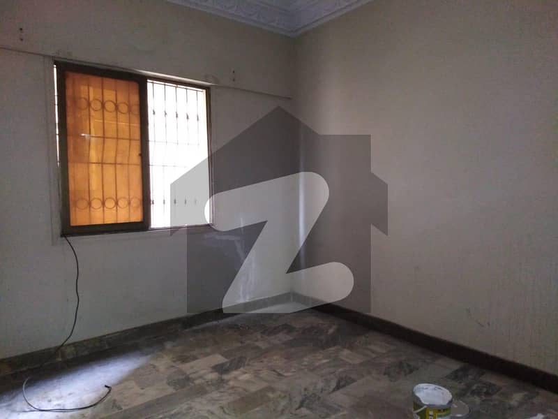 Spacious 120 Square Yards House Available For sale In Gulshan-e-Hadeed