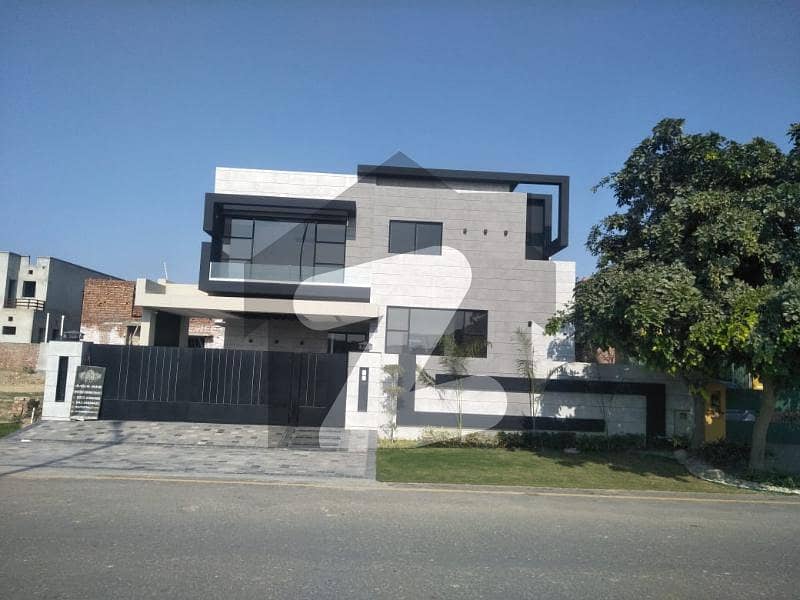 1 KANAL LUXURY FULL HOUSE FOR RENT IN DHA LAHORE