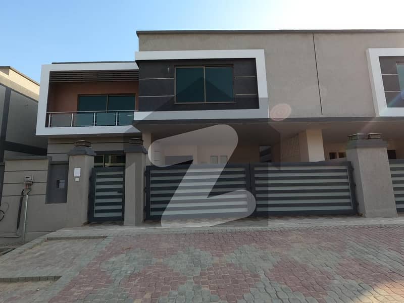 Corner In Askari 5 - Sector J House For sale Sized 377 Square Yards