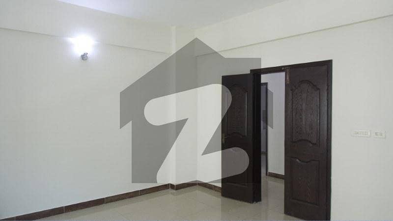 Get This Amazing 10 Marla Flat Available In Askari 11 - Sector B Apartments