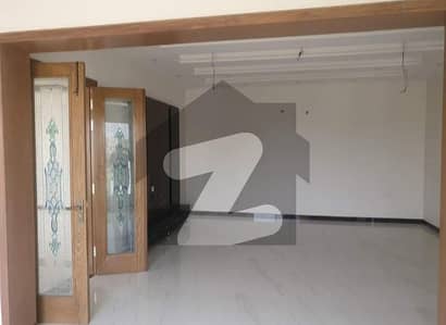 Perfect 7 Marla House In Eden Gardens For rent