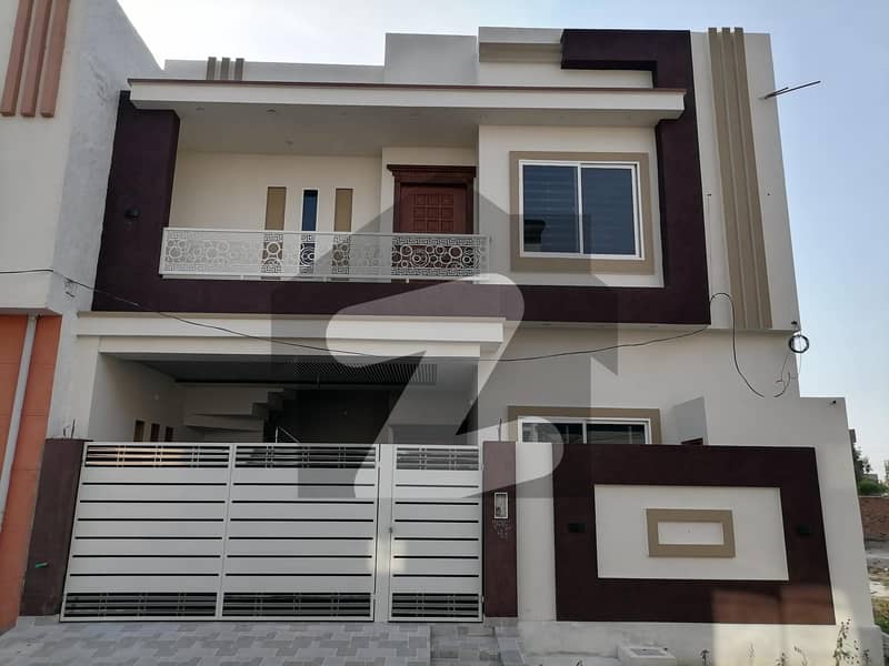 Jeewan City - Phase 1 House For Sale Sized 6 Marla