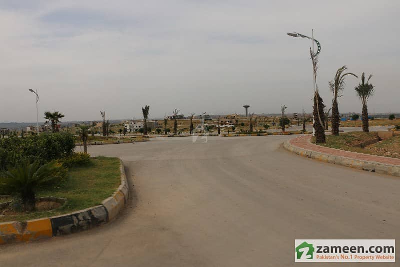 Bahrai Phase 8 Sector F-5 - 1 Kanal Beautiful Location Plot For Sale