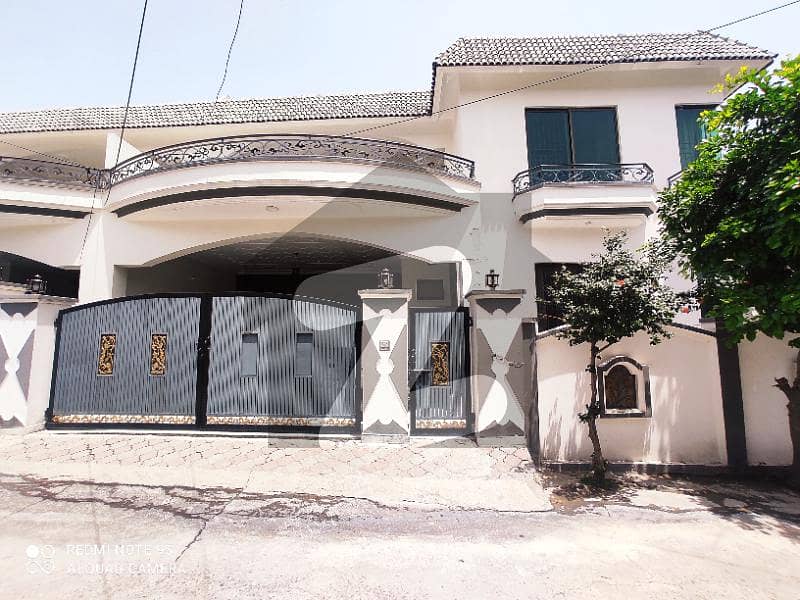 10 Marla Double Storey House For sale In New Lalazar Reh-aman Road