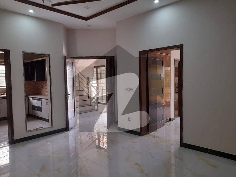 10 Marla Full House With Basement Available For Rent In Bahria Town Lahore (h)