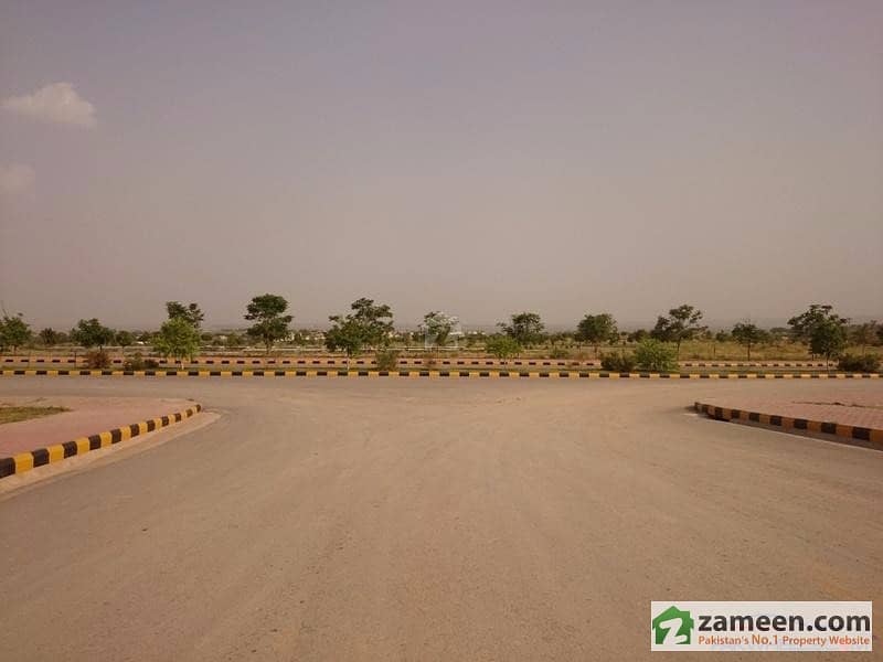 25x40 Residential Plot Available In I-11/2 Islamabad For Sale