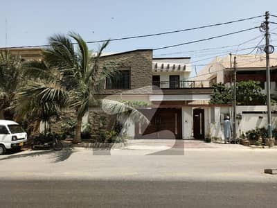 500 Yards Maintained Bungalow Available for Rent