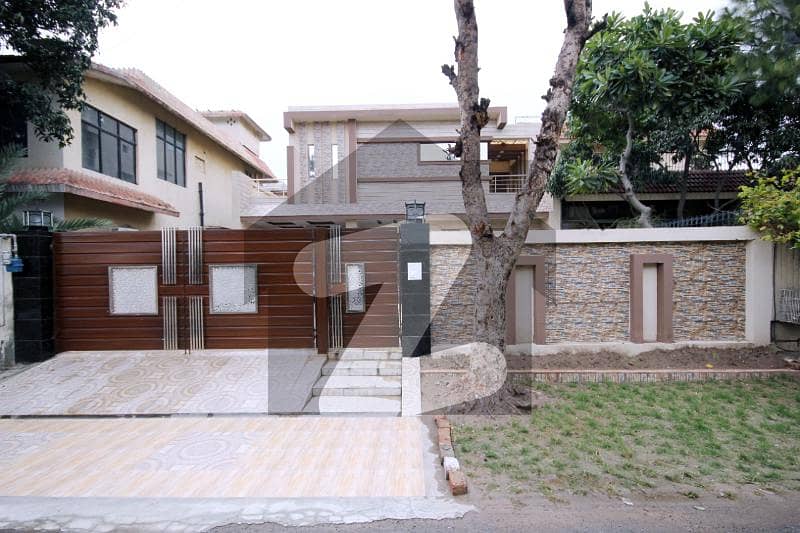 1 Kanal Stylish House for Rent in Phase 1 DHA