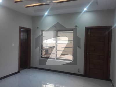 Bahria Town Phase 7 House For Rent Sized 2250 Square Feet