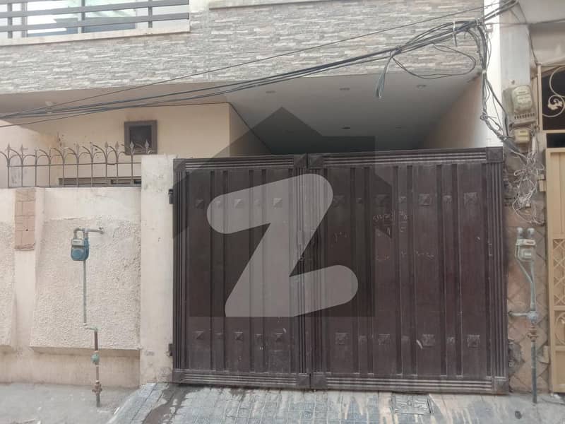 Spacious 10 Marla House Available For sale In Khayaban Colony 2