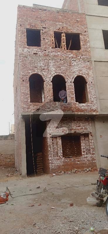 Ready To Sale A Flat 720 Square Feet In Muslim Town Muslim Town
