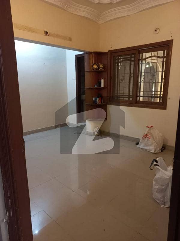 Portion For Rent Gulshan E Iqbal 1st floor