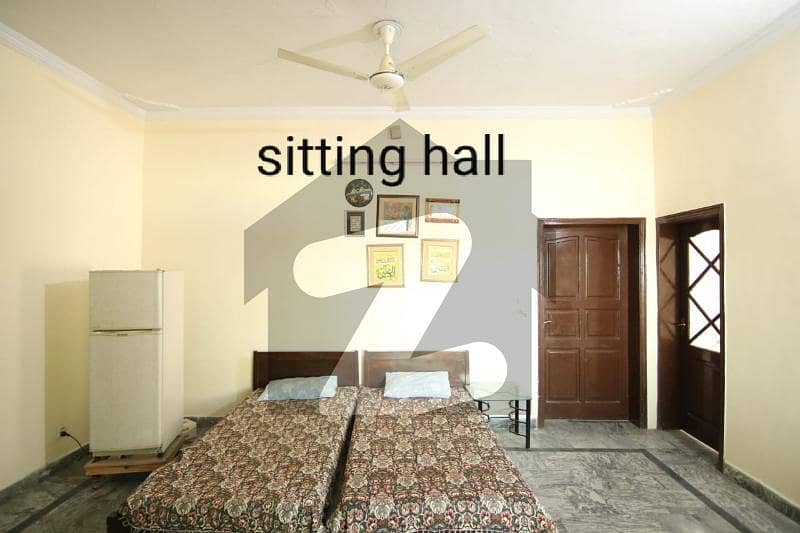ڈیفنس روڈ راولپنڈی میں 3 کمروں کا 10 مرلہ مکان 1.55 کروڑ میں برائے فروخت۔
