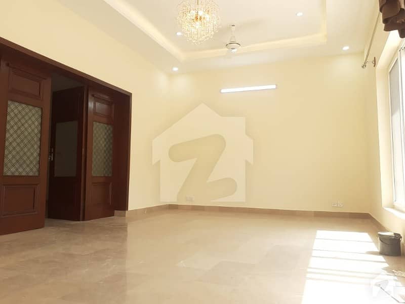 G-11 Brand New Renovated 3 Bed Flat For Rent.