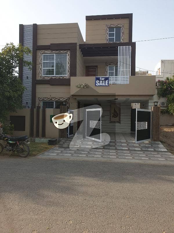 10 Marla House For Sale In Usman Block Bahria Town Lahore