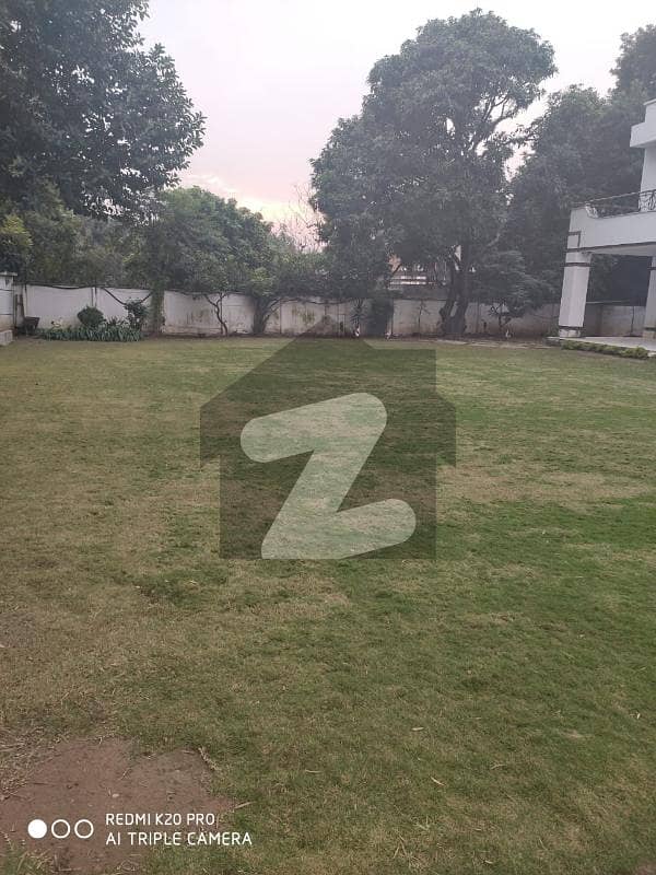 2 Side Corner Luxury House On Extremely Prime Location Available For Sale In Islamabad