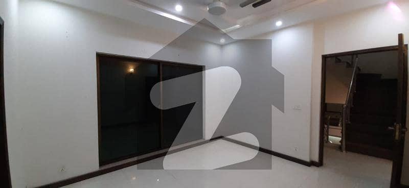 5 Marla Full House Available For Sale In Dha Phase 3 W Block
