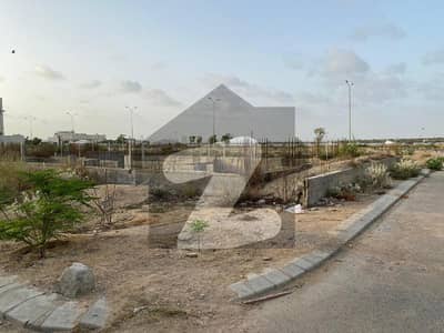 2000 Yards Clear & Cheapest Plot Near Emaar Project Best Time To Invest & Construct