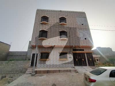 گلشنِ مزدور ہاؤسنگ سکیم نیول کالونی کراچی میں 10 کمروں کا 5 مرلہ مکان 90 ہزار میں کرایہ پر دستیاب ہے۔