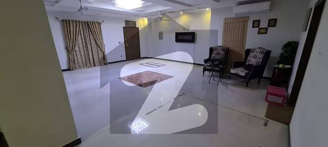 Flat For Rent In E-11 4 Makkah Tower