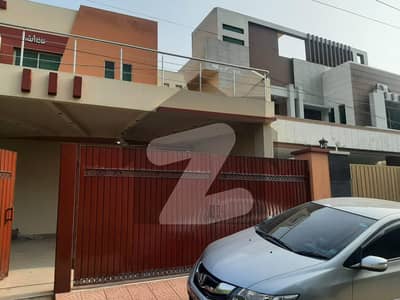In Revenue Society - Block B House Sized 1 Kanal For Rent
