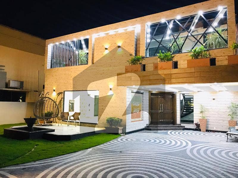 1 Kanal House Is Available For Sale In DHA Phase 4 Block