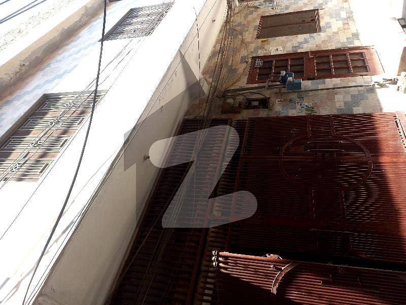 پیپلز کالونی راولپنڈی میں 4 کمروں کا 4 مرلہ مکان 75 لاکھ میں برائے فروخت۔