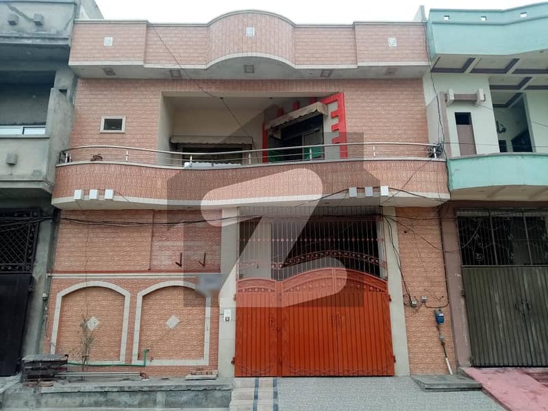 In Rehman Gardens Lower Portion Sized 5 Marla For rent