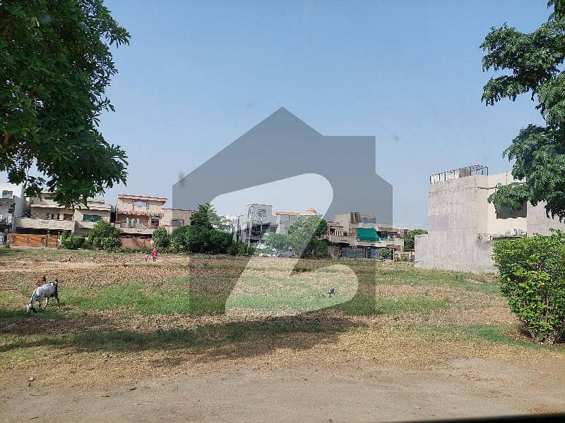 7 Marla Plot For Sale At Very Good Location